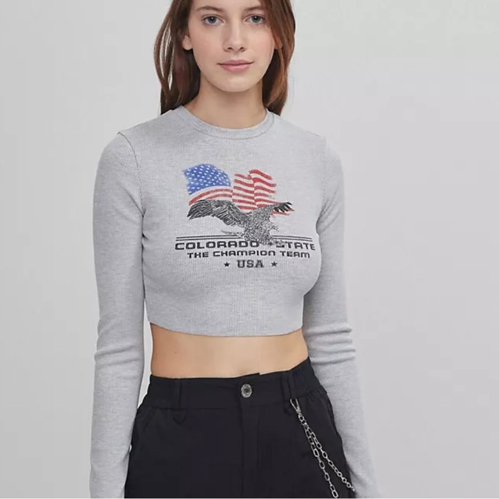 Long sleeve crop top